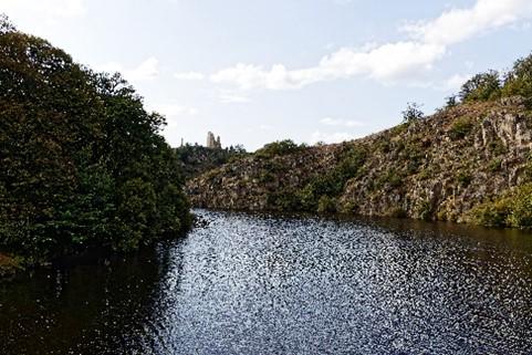 Vue sur les ruines du château de Crozant